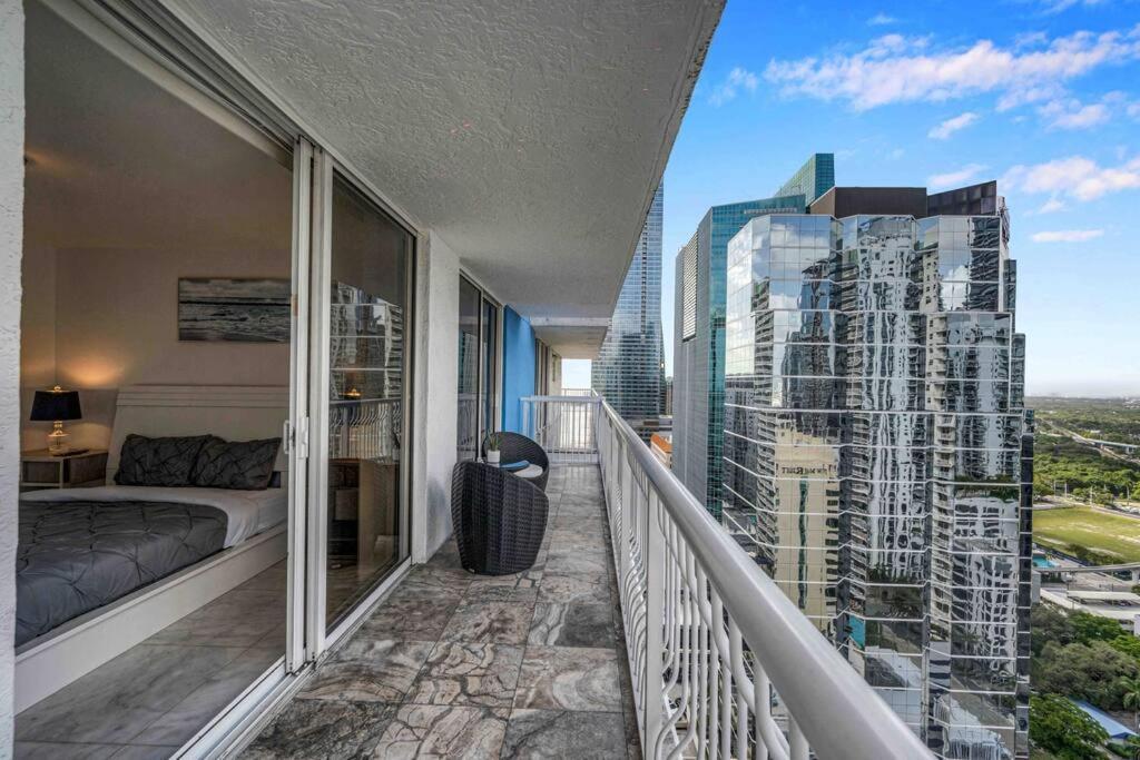 Iconic High Floor 3 Bedrooms In The Heart Of Miami Luaran gambar