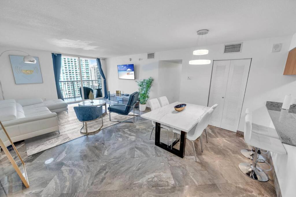 Iconic High Floor 3 Bedrooms In The Heart Of Miami Luaran gambar