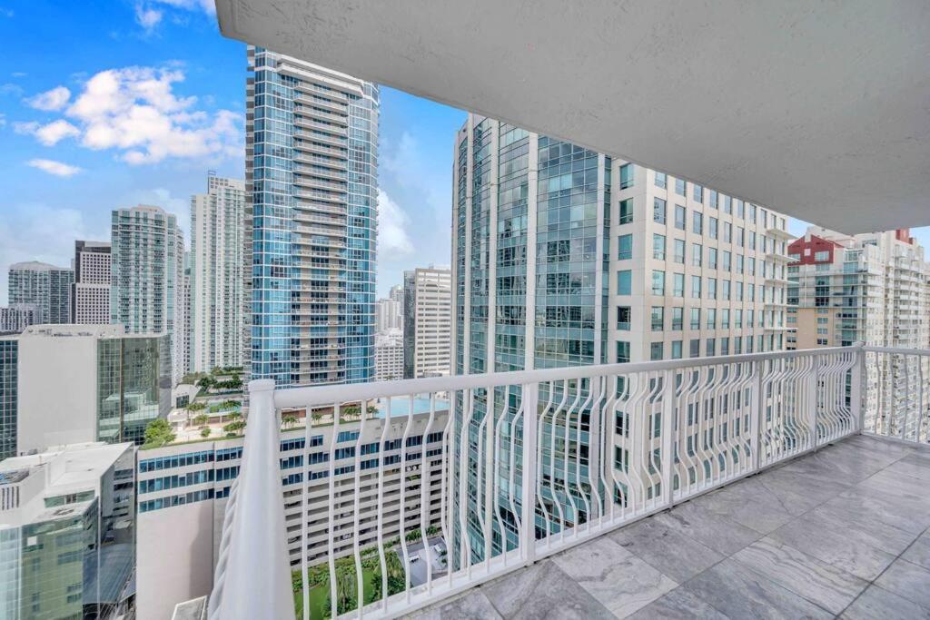 Iconic High Floor 3 Bedrooms In The Heart Of Miami Luaran gambar