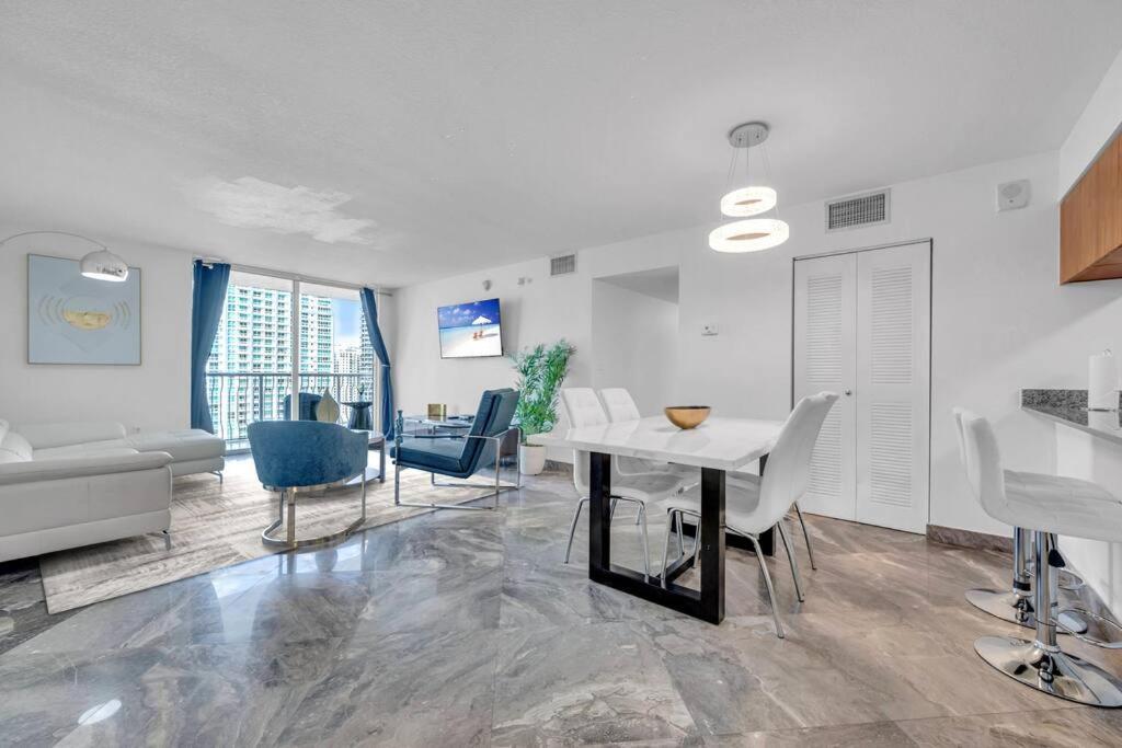 Iconic High Floor 3 Bedrooms In The Heart Of Miami Luaran gambar