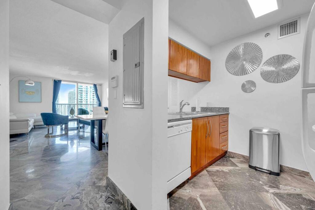 Iconic High Floor 3 Bedrooms In The Heart Of Miami Luaran gambar