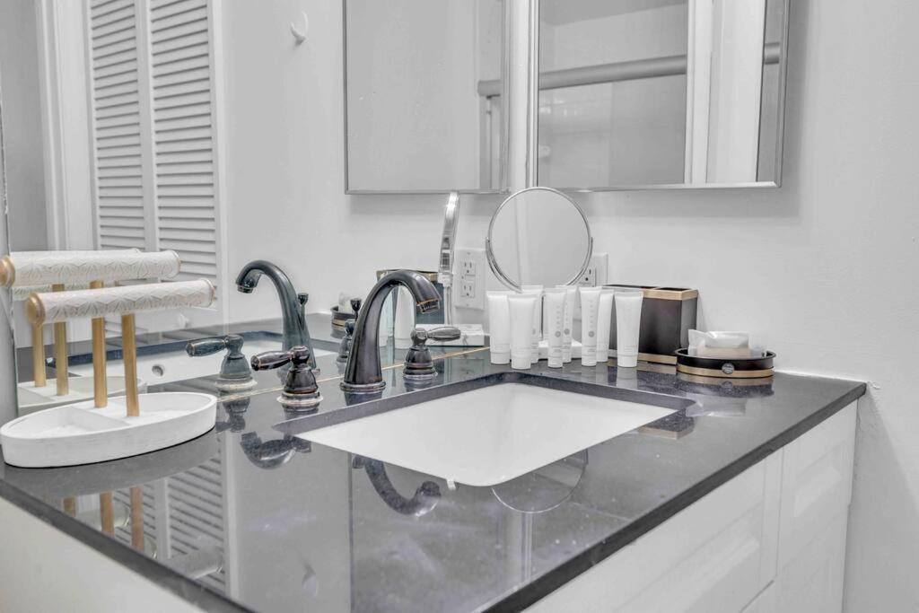 Iconic High Floor 3 Bedrooms In The Heart Of Miami Luaran gambar