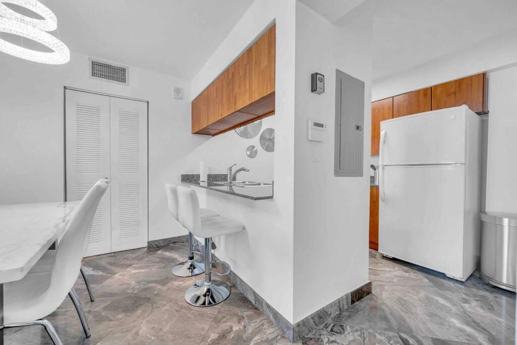 Iconic High Floor 3 Bedrooms In The Heart Of Miami Luaran gambar